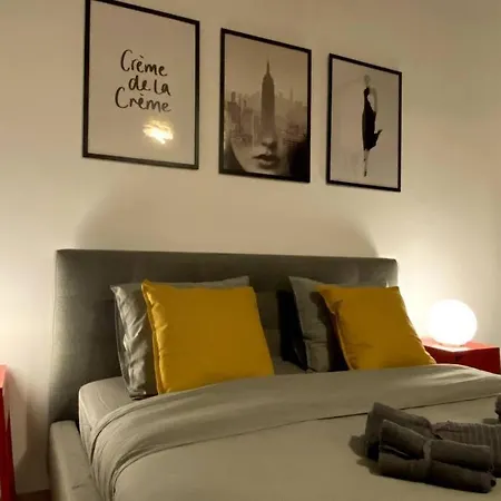 Cozy City Centre Studio