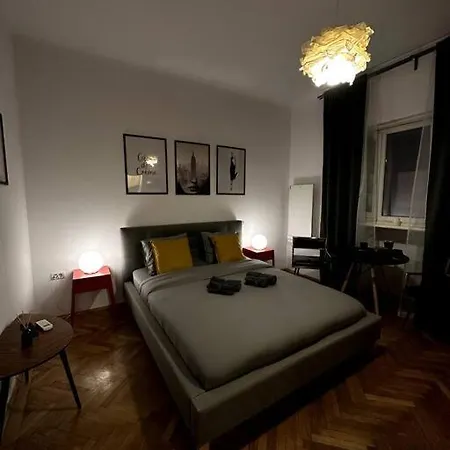 Cozy City Centre Studio